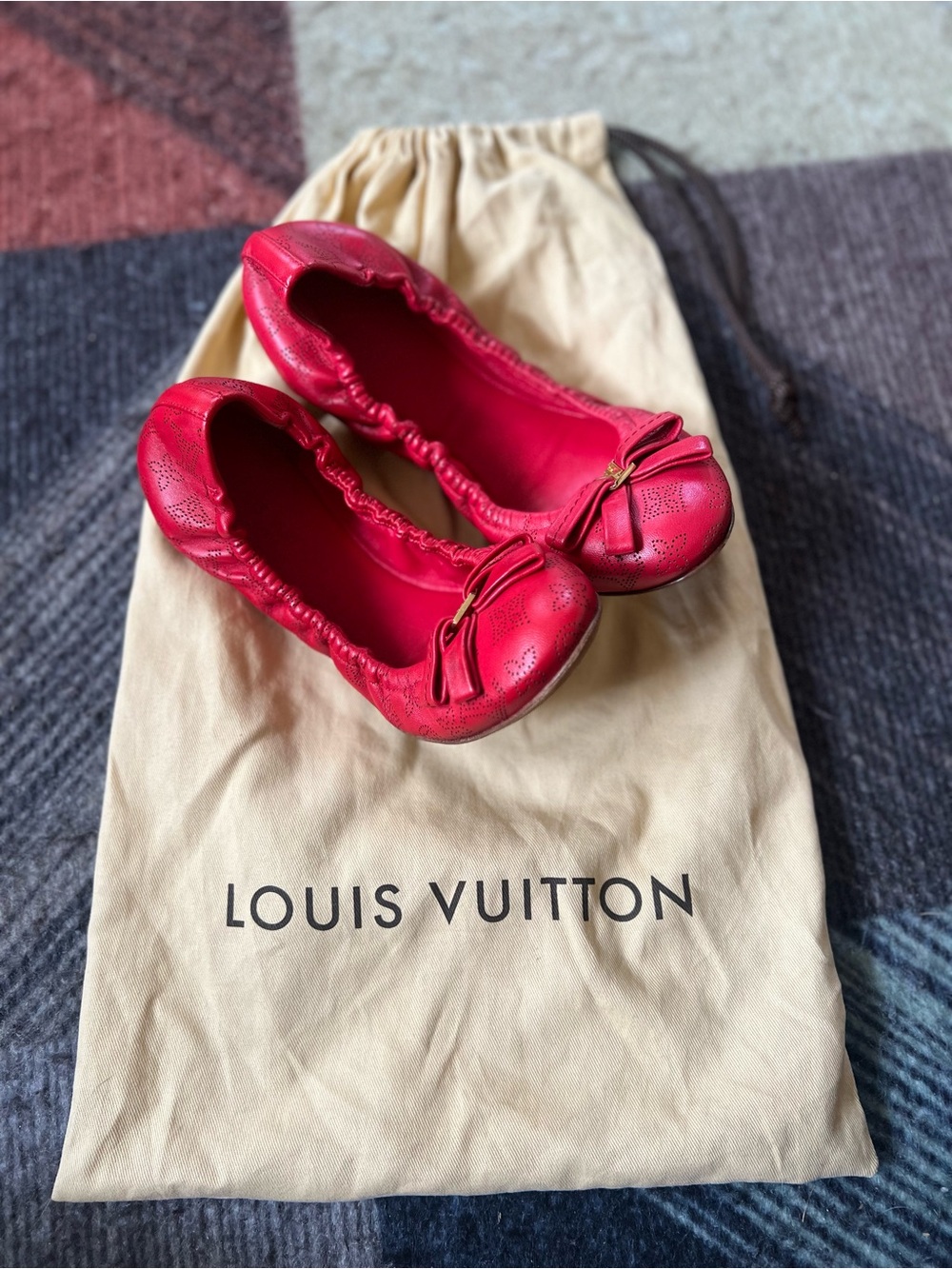 Louis Vuitton Leather Bow Ballet Flats